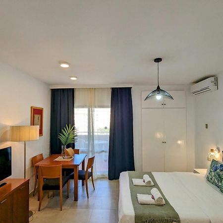 Estudio Benalbeach New Benalmadena Exterior photo