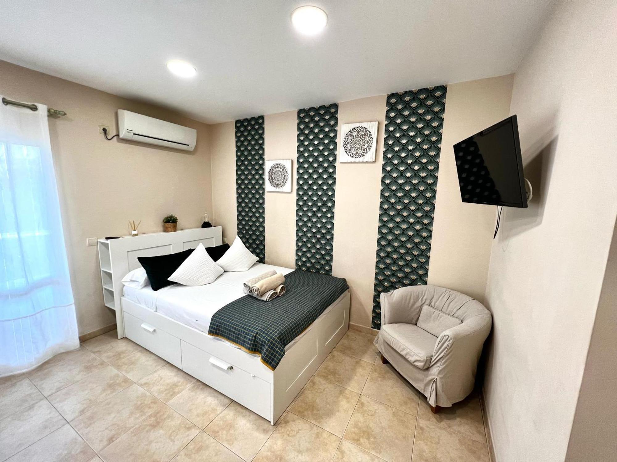 Estudio Benalbeach New Benalmadena Exterior photo