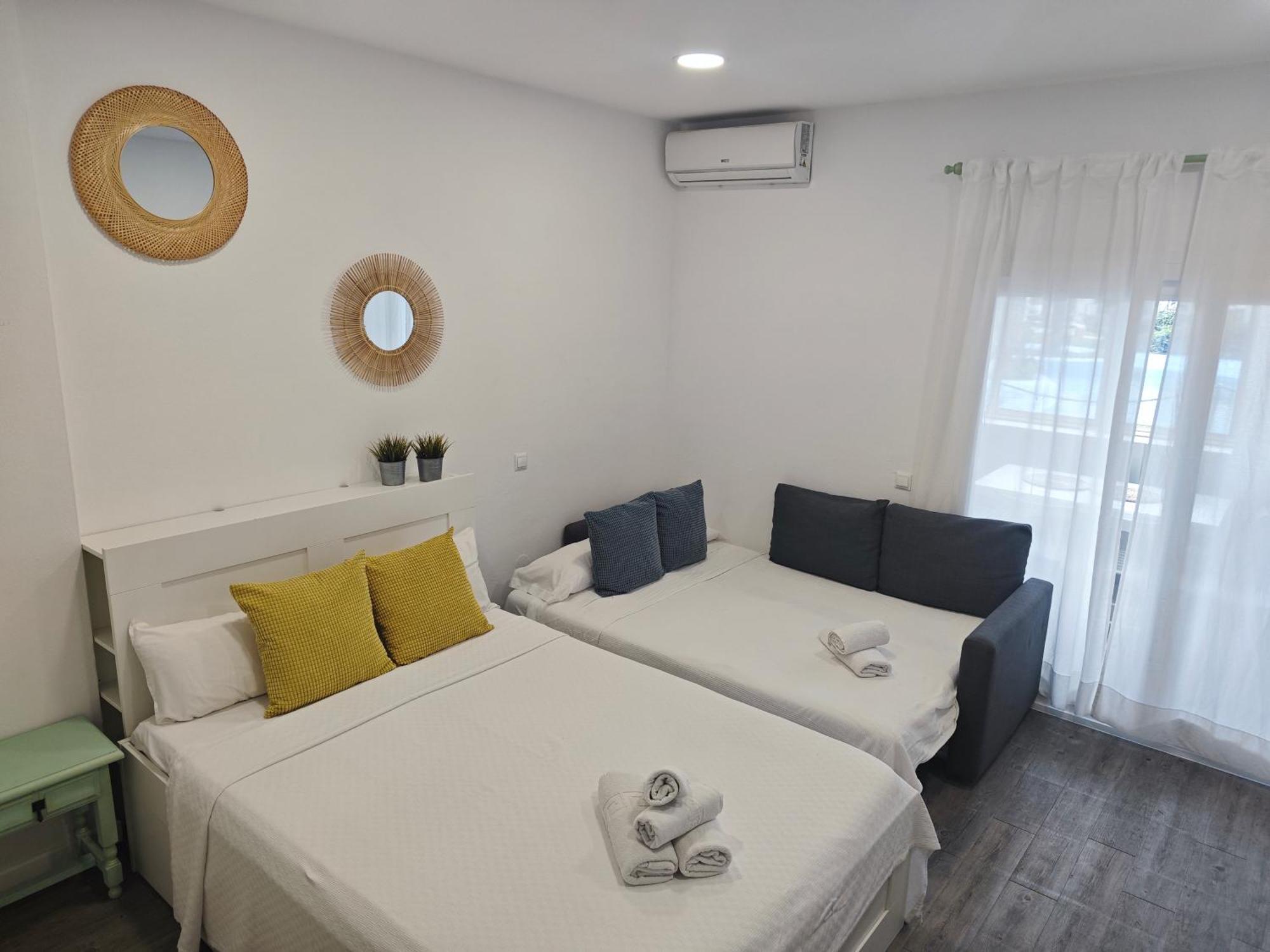Estudio Benalbeach New Benalmadena Exterior photo